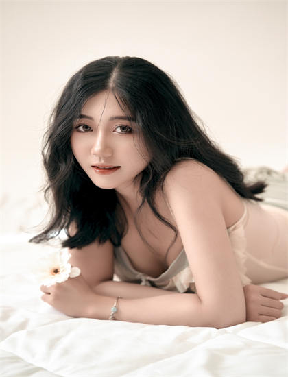 《朋友请吃饭》的艺术惊艳四座的：美学价值与创作技巧探讨