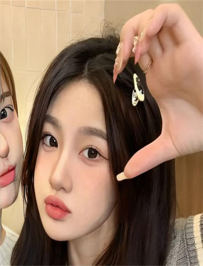 看网袜黑丝情趣装热舞前必读：观影全攻略帮你理解主题思想与哲学内涵 拓展思维视野